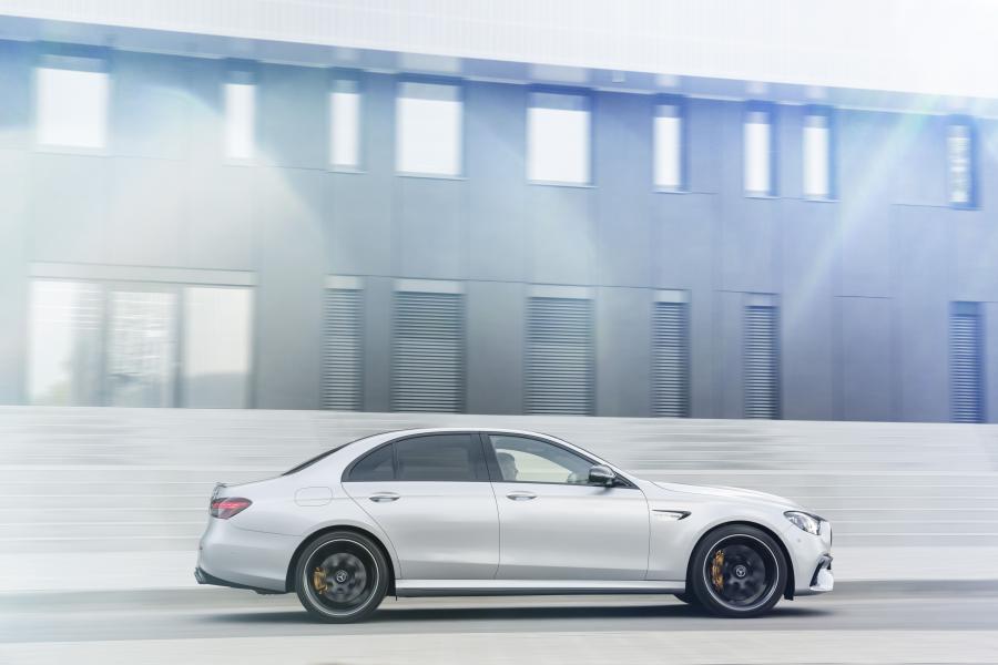  Mercedes-AMG E63 S 4Matic+ (W213) 2020 года  (WW) (фото 30 из 35)
